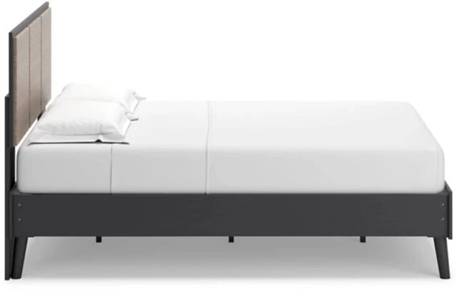 Signature Design By Ashley® Charlang Two-Tone Queen Panel Bed 6 Signature Design By Ashley® Charlang Two-Tone Queen Panel Bed - Image 4