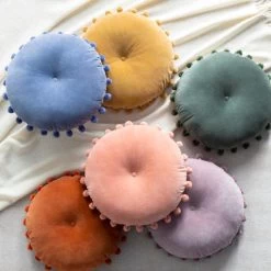 Surya Serengeti Lavender 18"x18" Toss Pillow -Furniture Store 1e5d8e35 c960 4ebc b7b0 23f9e8d1af3c 1