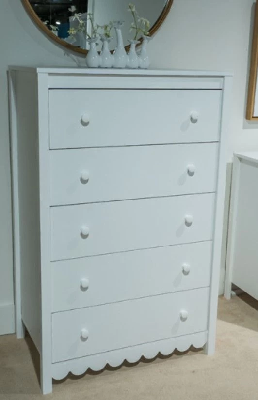 Signature Design By Ashley® Hallityn White Chest Of Drawers 4 Signature Design By Ashley® Hallityn White Chest Of Drawers - Image 2