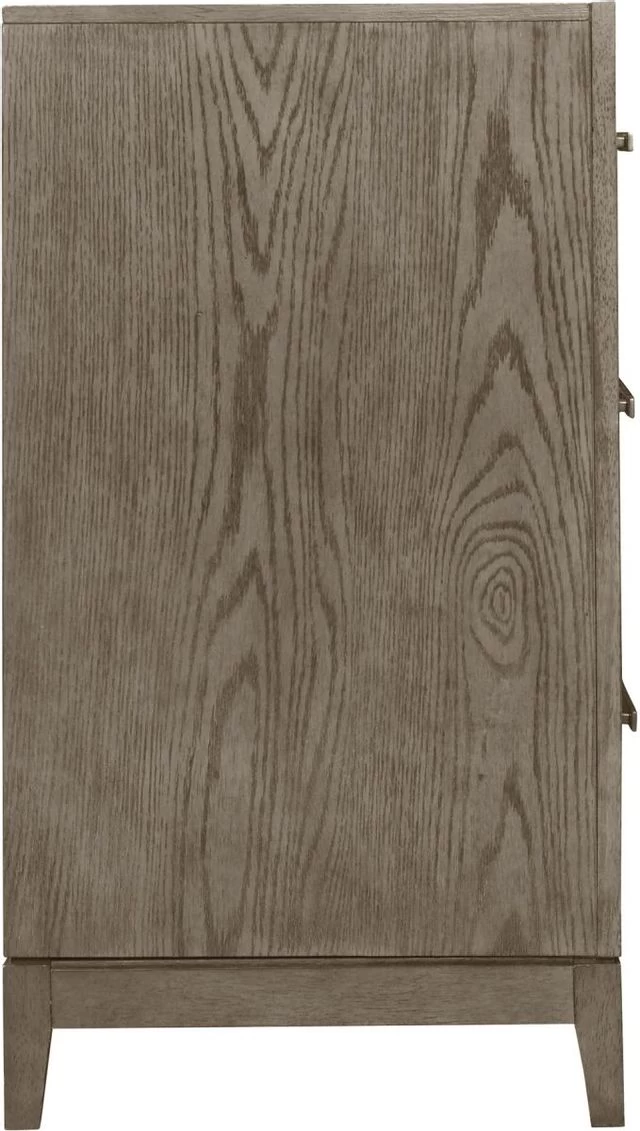 Signature Design By Ashley® Chrestner Gray Dresser 6 Signature Design By Ashley® Chrestner Gray Dresser - Image 4