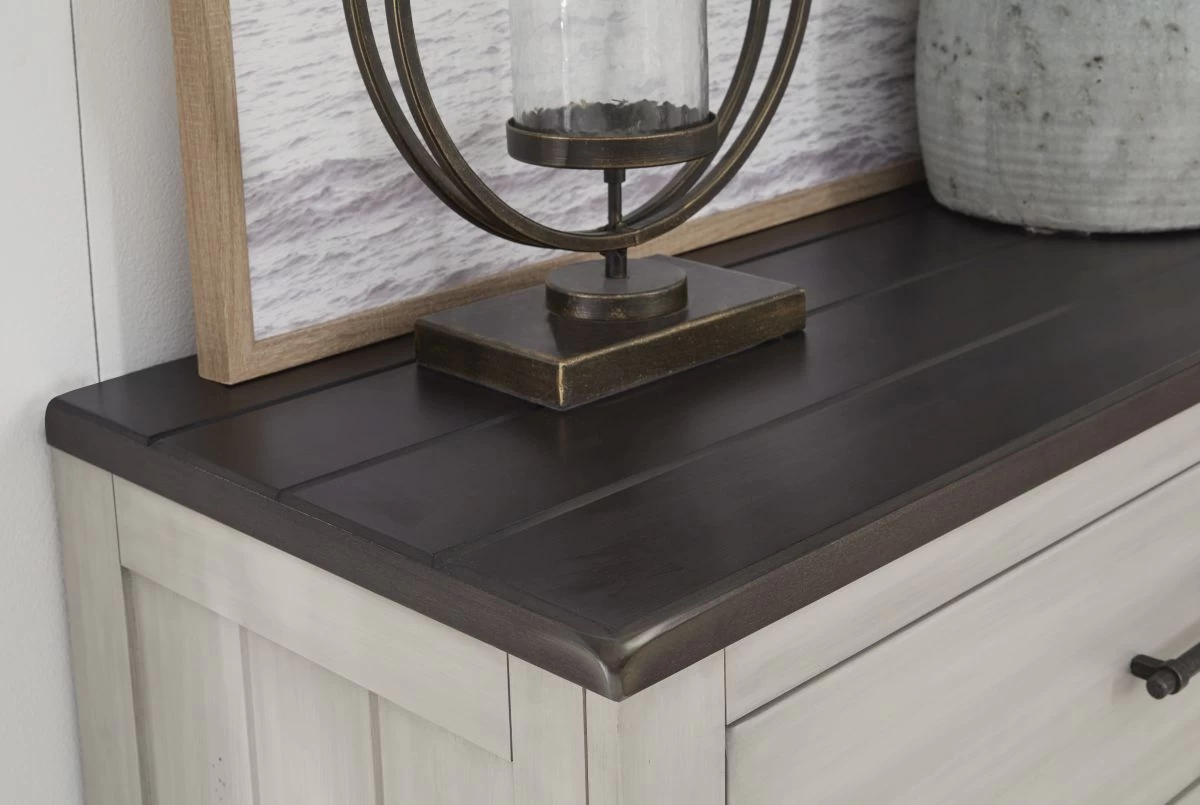 Signature Design By Ashley® Darborn Gray/Brown Chest Of Drawers 7 Signature Design By Ashley® Darborn Gray/Brown Chest Of Drawers - Image 5